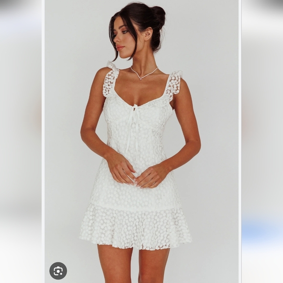 Selfie Leslie Dresses & Skirts - Selfie Leslie White Mini Dress Size  S  Lace Ruffle